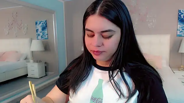 maddissonivanova online show from February 2026 07:14:02 PM