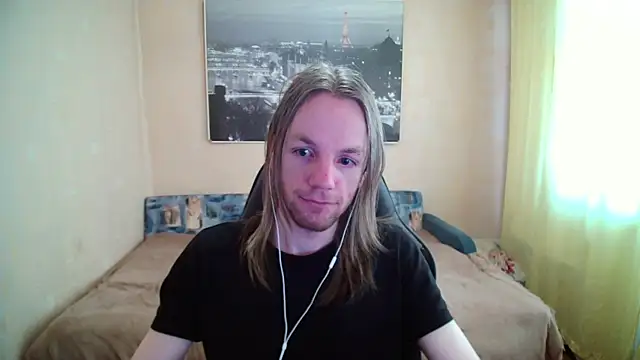 Snapshot of AdamDickens chatting on April 2026 10:39:01 AM AdamDickens online show from April 2026 10:39:01 AM