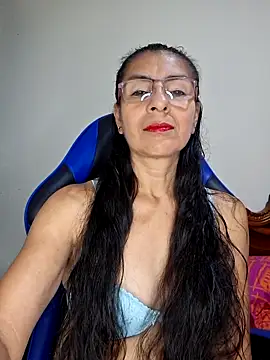 Snapshot of Natasha_50 chatting on December 2025 04:30:02 AM Natasha 50 online show from December 2025 04:30:02 AM