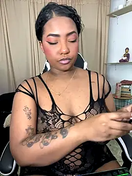 Naomisweett1 online show from September 2025 04:30:01 PM