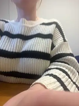 Snapshot of hazel_wood21 chatting on March 2026 12:56:02 PM hazel wood21 online show from March 2026 12:56:02 PM