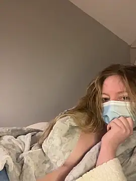 Snapshot of hazel_wood21 chatting on March 2026 08:01:02 PM hazel wood21 online show from March 2026 08:01:02 PM