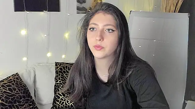 Snapshot of Mary_Miiller chatting on September 2025 08:49:01 AM Mary Miiller online show from September 2025 08:49:01 AM