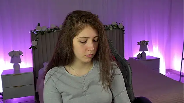 Snapshot of Mary_Miiller chatting on October 2025 06:19:02 AM Mary Miiller online show from October 2025 06:19:02 AM