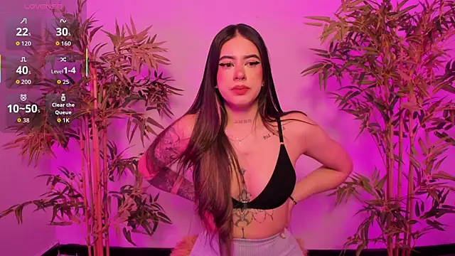 Alice Vixen online show from October 2025 12:25:01 PM