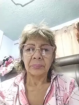 Snapshot of OliviaMorris1 chatting on May 2026 11:27:02 AM OliviaMorris1 online show from May 2026 11:27:02 AM