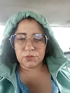 lindsay taylorjoy online show from October 2025 04:30:02 PM