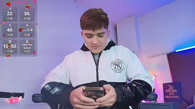 Lucass love online show from February 2026 01:15:01 PM