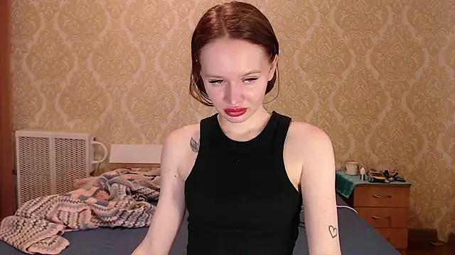 Snapshot of Kitkaat00 chatting on January 2026 01:04:01 PM Kitkaat00 online show from January 2026 01:04:01 PM