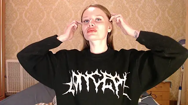 Kitkaat00 online show from April 2026 10:43:01 AM