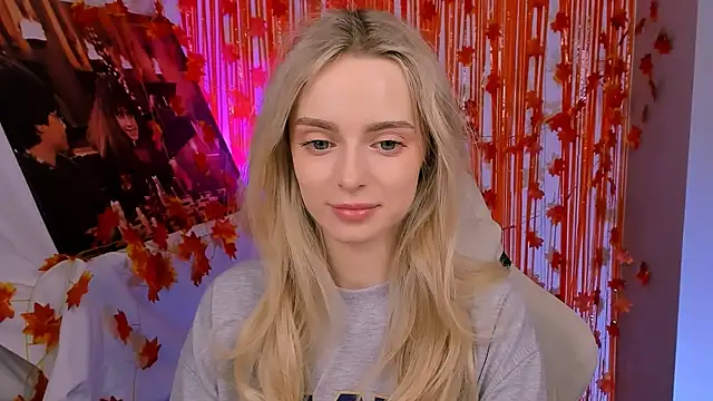 JuliaBrewwer online show from November 2025 01:06:01 PM