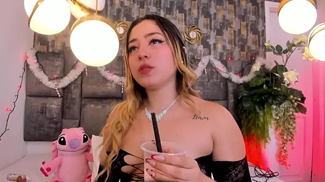 PatyLawrence online show from November 2025 04:23:02 AM