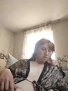 Flower2931 online show from May 2026 11:31:02 AM