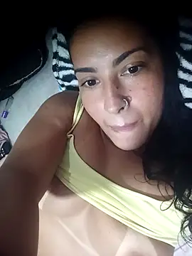 Danivinix online show from December 2025 03:18:02 PM