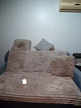 BigAssMom  online show from April 2026 07:22:01 PM