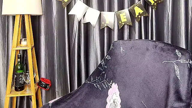 Snapshot of Webrowncouple chatting on January 2026 04:43:01 PM Webrowncouple online show from January 2026 04:43:01 PM