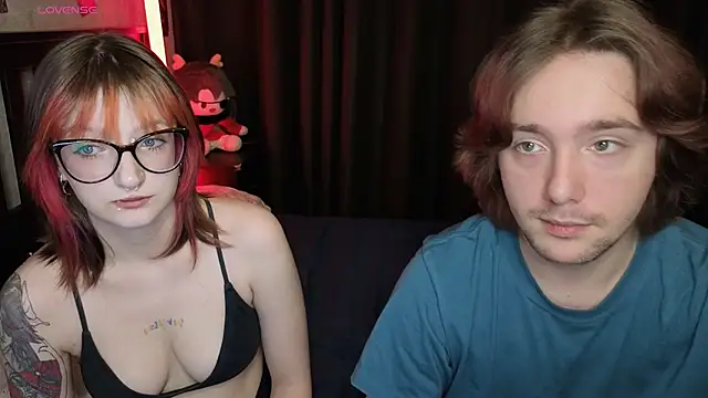 Snapshot of ellen_and_danny chatting on September 2025 05:13:02 PM ellen and danny online show from September 2025 05:13:02 PM