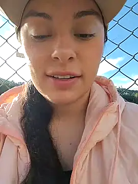 Camila Ord online show from October 2025 09:37:02 PM