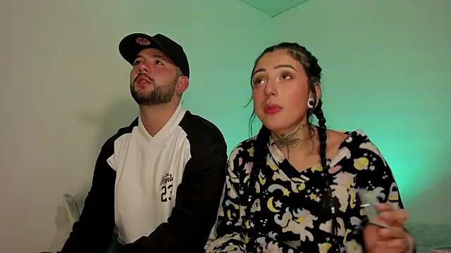 Snapshot of lola_n_apolo chatting on September 2025 03:06:02 AM lola n apolo online show from September 2025 03:06:02 AM