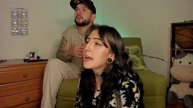 Snapshot of lola_n_apolo chatting on October 2025 10:29:02 PM lola n apolo online show from October 2025 10:29:02 PM