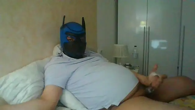soumicuckold1 online show from April 2026 10:04:02 PM