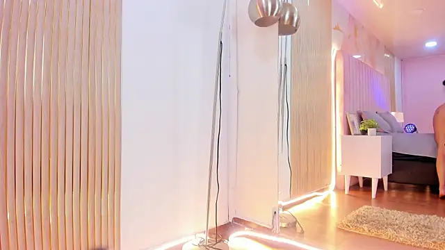 Snapshot of SofiaWhites chatting on April 2026 08:34:02 PM SofiaWhites online show from April 2026 08:34:02 PM