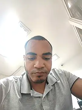 SanChacal5694 online show from November 2025 10:32:01 PM