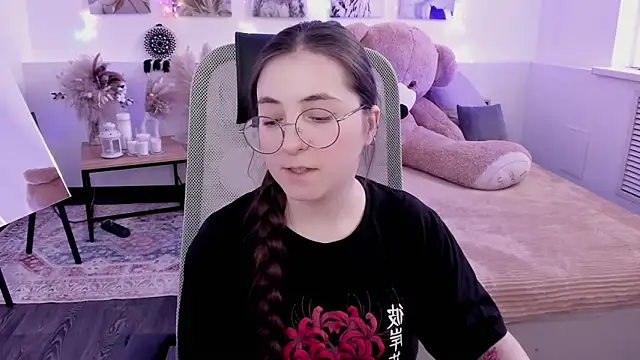 VirtuallVoyant online show from March 2026 10:56:01 AM