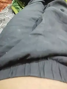 Snapshot of smallboysmalldick chatting on May 2026 07:48:02 AM smallboysmalldick online show from May 2026 07:48:02 AM