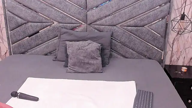 Snapshot of SASHA_BROWNIE__ chatting on April 2026 07:48:01 PM SASHA BROWNIE online show from April 2026 07:48:01 PM