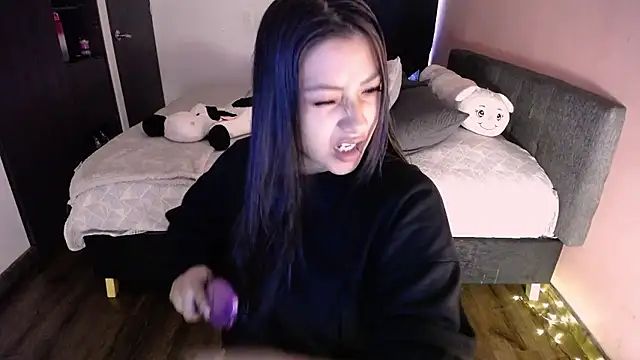 Mia 1120 online show from January 2026 08:54:01 PM