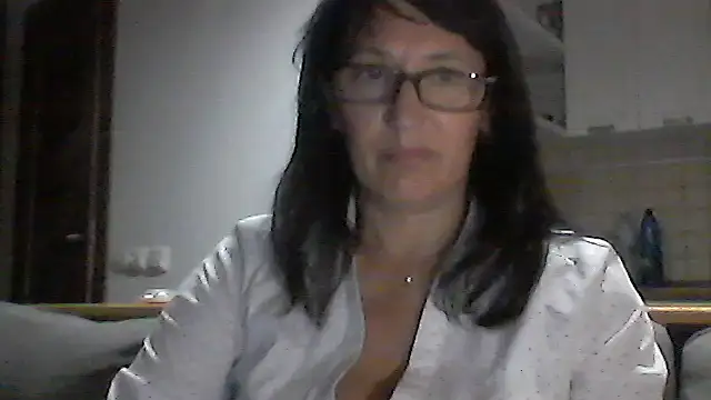 Snapshot of Elena48324 chatting on September 2025 05:56:02 PM Elena48324 online show from September 2025 05:56:02 PM