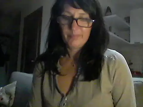 Snapshot of Elena48324 chatting on September 2025 05:05:02 PM Elena48324 online show from September 2025 05:05:02 PM