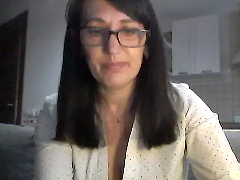 Elena48324 online show from April 2026 05:03:01 PM