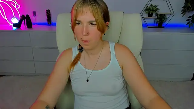 Sofii darling online show from October 2025 05:54:02 PM