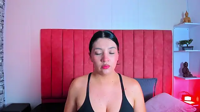 ashley Olsen online show from November 2025 03:06:01 AM