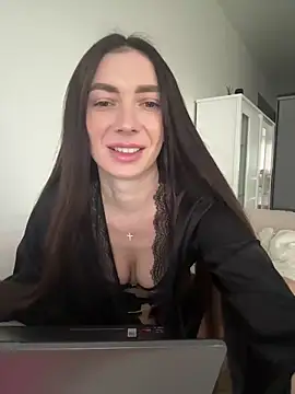 AmandaStoun online show from December 2025 12:09:01 PM