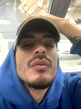 malek xarx  online show from September 2025 01:44:02 PM