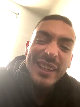 malek xarx  online show from September 2025 02:28:01 PM