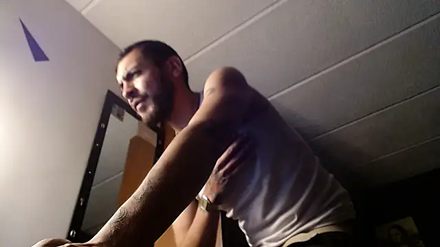 malek xarx  online show from October 2025 01:09:01 AM