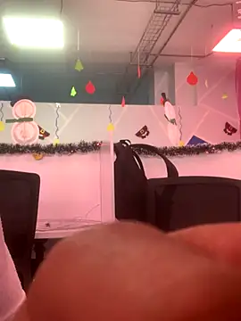 malek xarx  online show from November 2025 03:15:02 PM