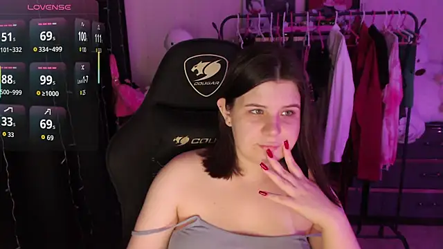 AmyVibess online show from July 2026 07:38:01 PM