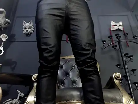 Snapshot of zain_kreigger chatting on November 2025 01:14:02 AM zain kreigger online show from November 2025 01:14:02 AM