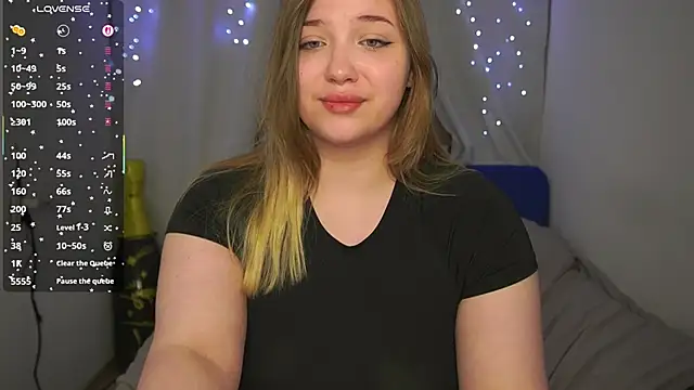 CuteSharloti online show from April 2026 06:10:01 PM