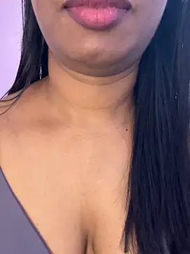 Snapshot of tamil_Aarathi chatting on May 2026 05:07:01 PM tamil Aarathi online show from May 2026 05:07:01 PM