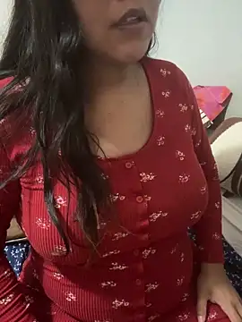 Snapshot of karysweetbeaury chatting on February 2026 07:07:01 PM karysweetbeaury online show from February 2026 07:07:01 PM