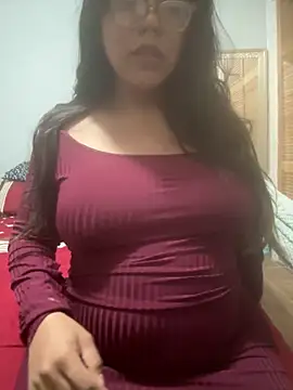 Snapshot of karysweetbeaury chatting on April 2026 07:06:02 AM karysweetbeaury online show from April 2026 07:06:02 AM