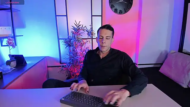 Dustin Sonne online show from February 2026 03:40:01 AM