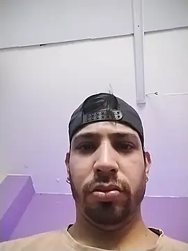 ashtoncooperr online show from November 2025 06:29:01 PM