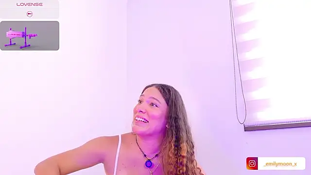 Snapshot of onlyemily_ chatting on March 2026 09:17:01 PM onlyemily online show from March 2026 09:17:01 PM